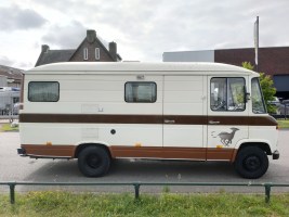 Hanomag-Henschel (Mercedes) F45 benzine kampeerwagen (camper) 1972  (6)